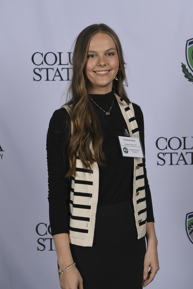 Davidson County Lily Jones received an Academic Excellence Award.